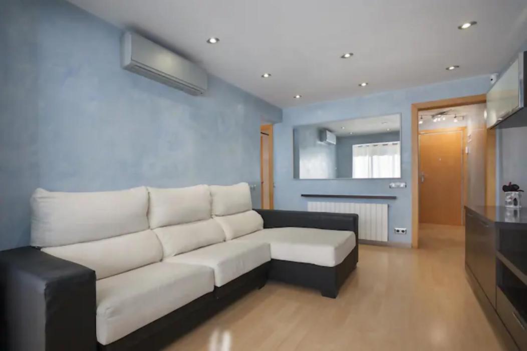 Apartamento Playa Con Piscina Parking Y 2 Habitac كاستيلديفيلس المظهر الخارجي الصورة